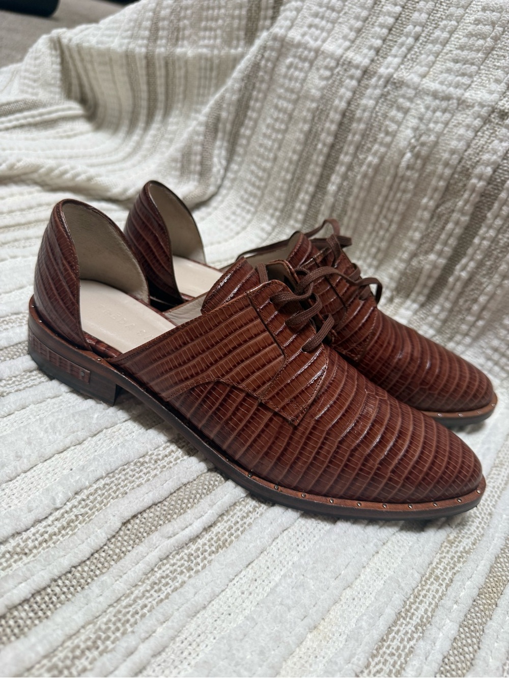Freda Salvador Chestnut Croc-Embossed Lace-Up Flats - Picture 7 of 7